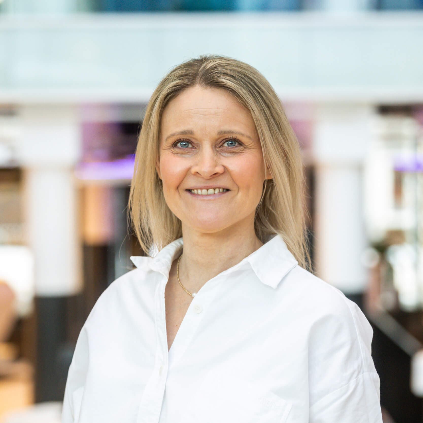 Kathrine S. Elholt